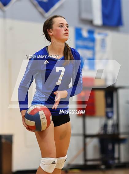 Thumbnail 3 in Riverside vs Lincoln photogallery.