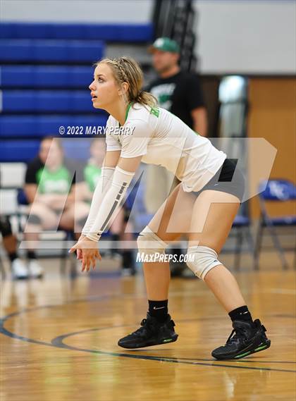 Thumbnail 2 in Riverside vs Lincoln photogallery.