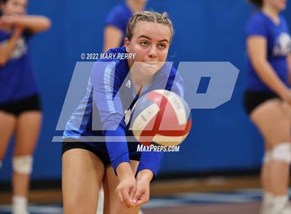 Thumbnail 2 in Riverside vs Lincoln photogallery.