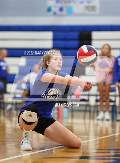 Thumbnail 3 in Riverside vs Lincoln photogallery.