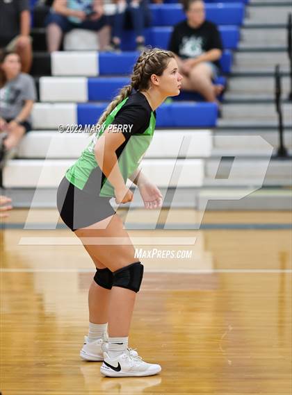 Thumbnail 3 in Riverside vs Lincoln photogallery.