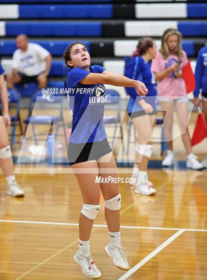 Thumbnail 2 in Riverside vs Lincoln photogallery.