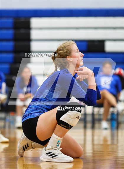 Thumbnail 1 in Riverside vs Lincoln photogallery.