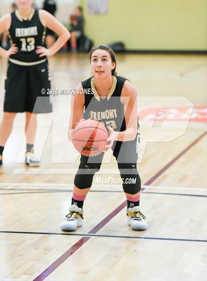 Thumbnail 2 in Fremont vs. Mesa (Nike Tournament of Champions) photogallery.