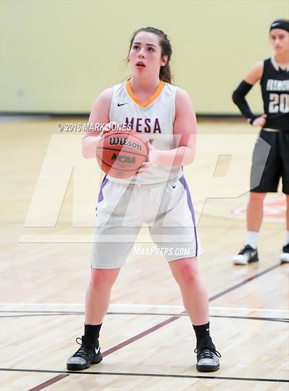 Thumbnail 3 in Fremont vs. Mesa (Nike Tournament of Champions) photogallery.