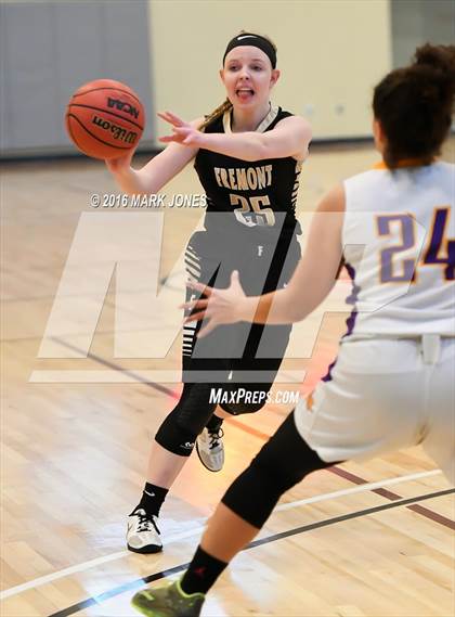 Thumbnail 1 in Fremont vs. Mesa (Nike Tournament of Champions) photogallery.