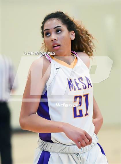 Thumbnail 2 in Fremont vs. Mesa (Nike Tournament of Champions) photogallery.