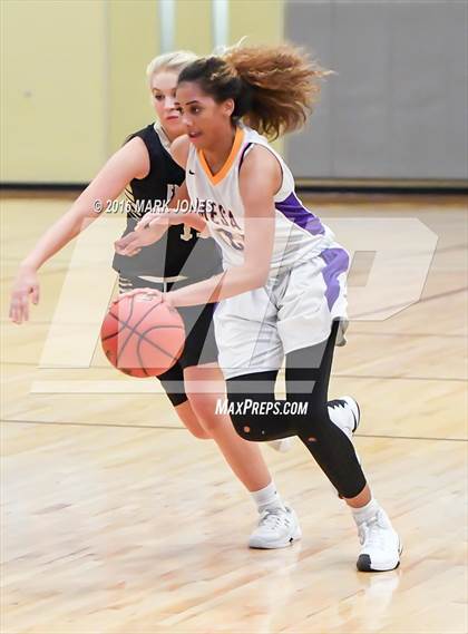 Thumbnail 1 in Fremont vs. Mesa (Nike Tournament of Champions) photogallery.