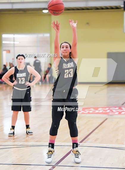 Thumbnail 3 in Fremont vs. Mesa (Nike Tournament of Champions) photogallery.