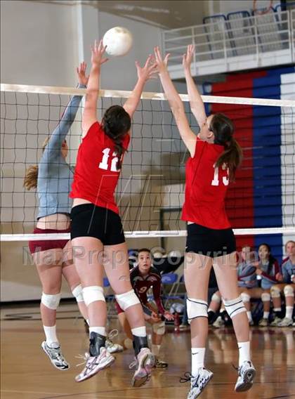 Thumbnail 2 in St. Francis vs. Castilleja  (CIF CCS D5 Final) photogallery.