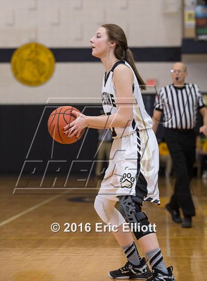 Thumbnail 1 in Elk County Catholic vs Keystone (PIAA District IX A Final) photogallery.