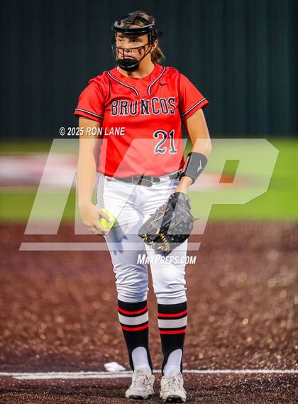 Thumbnail 1 in Stillwater @ Mustang photogallery.
