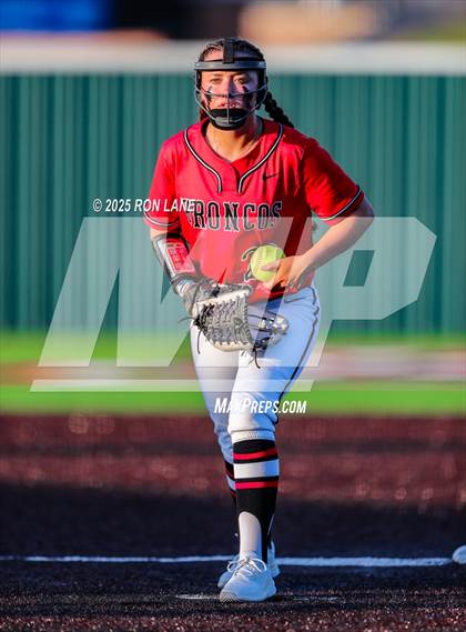 Thumbnail 2 in Stillwater @ Mustang photogallery.