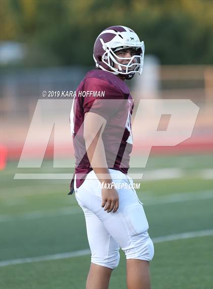 Thumbnail 1 in Lincoln vs Woodcreek (Scrimmage) photogallery.
