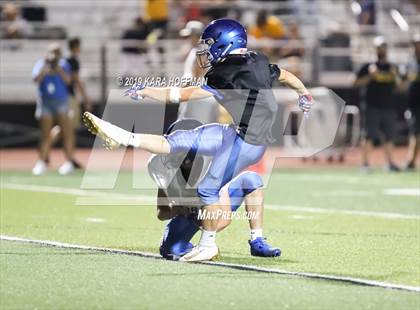 Thumbnail 3 in Lincoln vs Woodcreek (Scrimmage) photogallery.