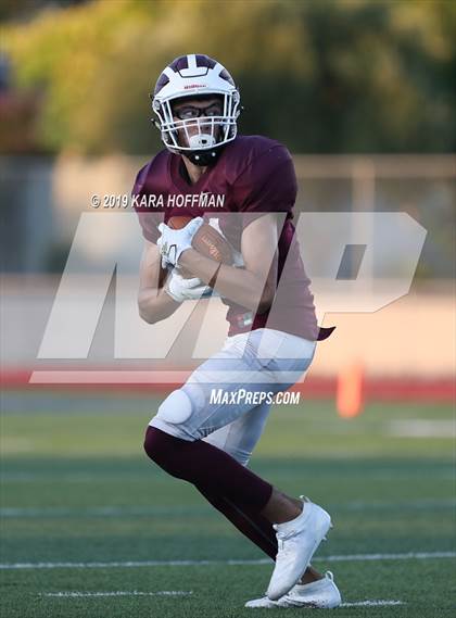 Thumbnail 2 in Lincoln vs Woodcreek (Scrimmage) photogallery.