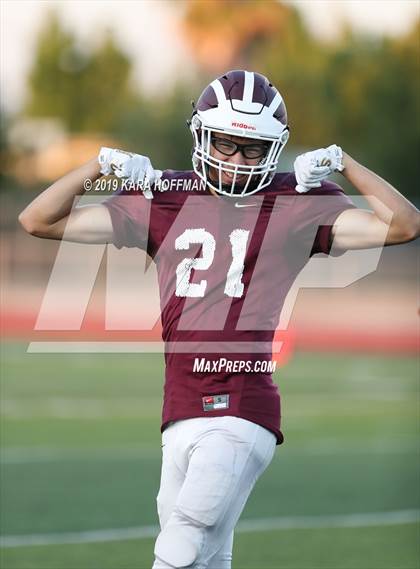 Thumbnail 2 in Lincoln vs Woodcreek (Scrimmage) photogallery.