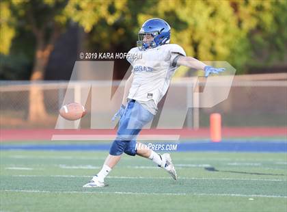 Thumbnail 2 in Lincoln vs Woodcreek (Scrimmage) photogallery.