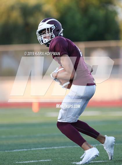 Thumbnail 3 in Lincoln vs Woodcreek (Scrimmage) photogallery.