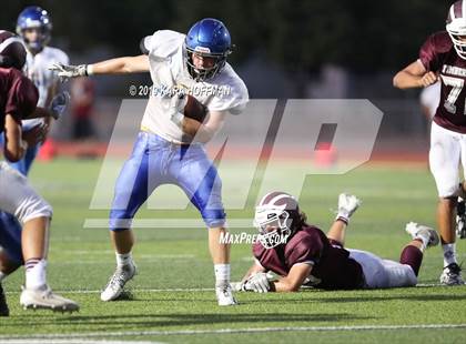 Thumbnail 3 in Lincoln vs Woodcreek (Scrimmage) photogallery.