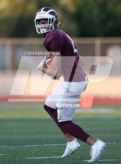 Thumbnail 1 in Lincoln vs Woodcreek (Scrimmage) photogallery.