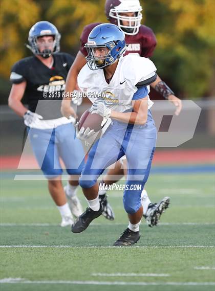Thumbnail 3 in Lincoln vs Woodcreek (Scrimmage) photogallery.