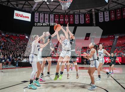 Thumbnail 2 in Copper Hills vs. Lone Peak (UHSAA 6A Final) photogallery.