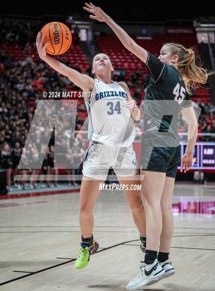 Thumbnail 2 in Copper Hills vs. Lone Peak (UHSAA 6A Final) photogallery.