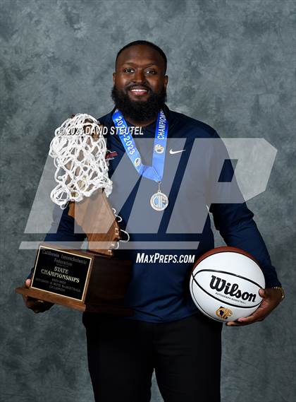 Thumbnail 3 in San Joaquin Memorial (CIF State D2 Award Photos) photogallery.