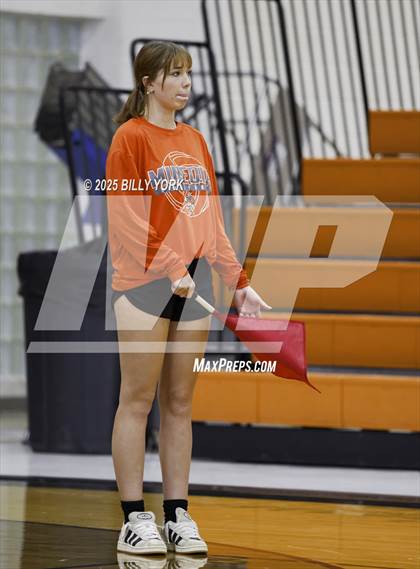 Thumbnail 2 in JV: Grand Saline vs Mineola photogallery.