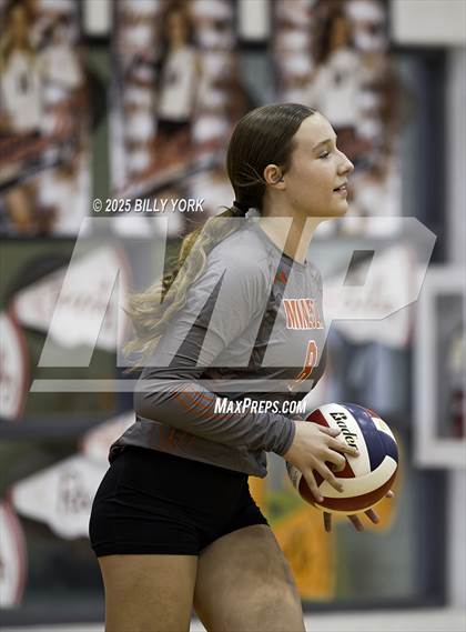 Thumbnail 2 in JV: Grand Saline vs Mineola photogallery.