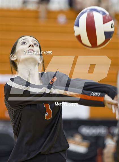 Thumbnail 1 in JV: Grand Saline vs Mineola photogallery.