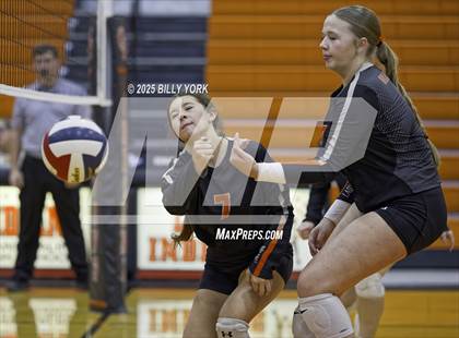 Thumbnail 1 in JV: Grand Saline vs Mineola photogallery.