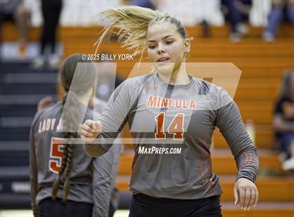 Thumbnail 1 in JV: Grand Saline vs Mineola photogallery.