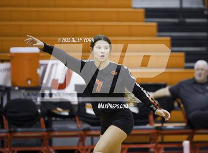 Thumbnail 1 in JV: Grand Saline vs Mineola photogallery.