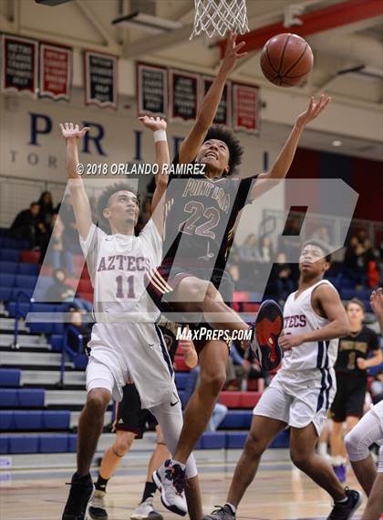 Thumbnail 2 in Point Loma @ Montgomery (37th Annual Aztec Holiday Classic) photogallery.