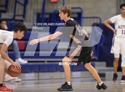 Thumbnail 2 in Point Loma @ Montgomery (37th Annual Aztec Holiday Classic) photogallery.