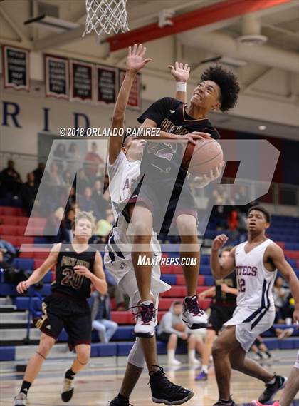 Thumbnail 3 in Point Loma @ Montgomery (37th Annual Aztec Holiday Classic) photogallery.