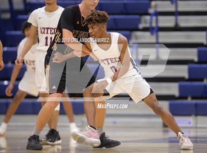 Thumbnail 3 in Point Loma @ Montgomery (37th Annual Aztec Holiday Classic) photogallery.