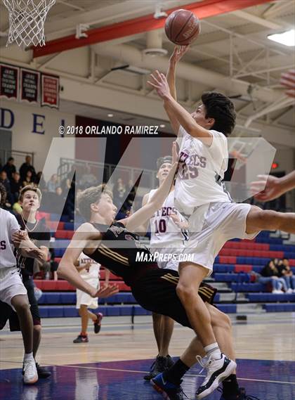 Thumbnail 3 in Point Loma @ Montgomery (37th Annual Aztec Holiday Classic) photogallery.