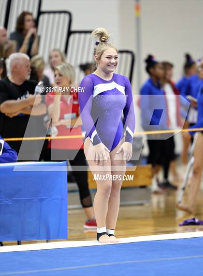 Thumbnail 3 in CHSAA 5A State Prelim photogallery.