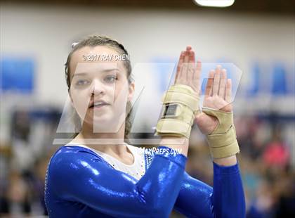 Thumbnail 2 in CHSAA 5A State Prelim photogallery.