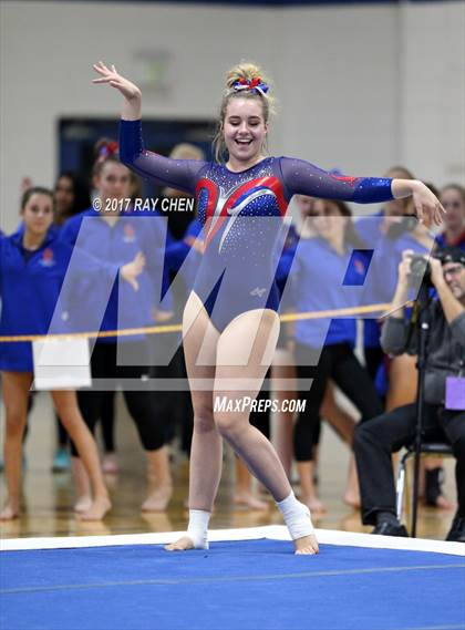Thumbnail 2 in CHSAA 5A State Prelim photogallery.