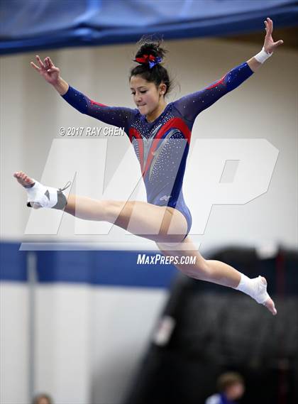 Thumbnail 1 in CHSAA 5A State Prelim photogallery.