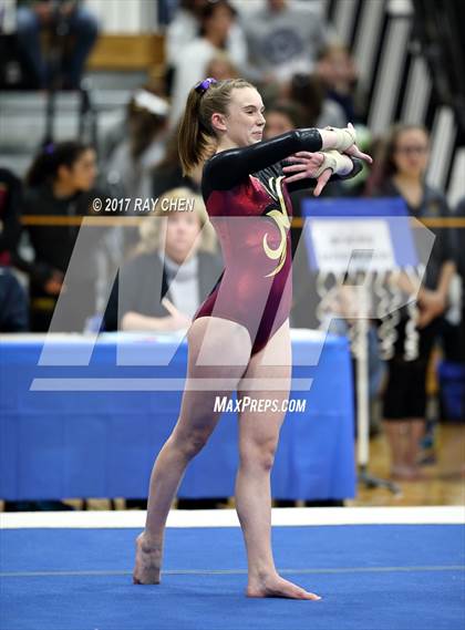 Thumbnail 1 in CHSAA 5A State Prelim photogallery.