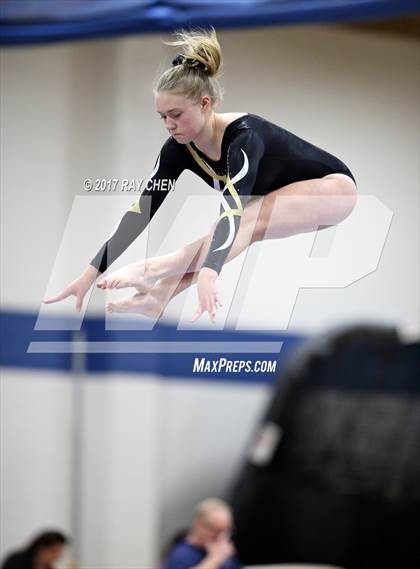 Thumbnail 3 in CHSAA 5A State Prelim photogallery.