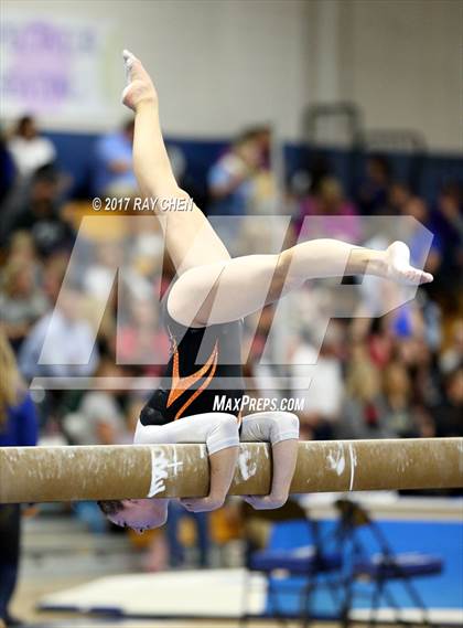 Thumbnail 3 in CHSAA 5A State Prelim photogallery.