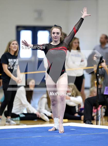 Thumbnail 1 in CHSAA 5A State Prelim photogallery.
