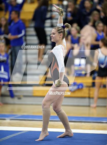 Thumbnail 2 in CHSAA 5A State Prelim photogallery.