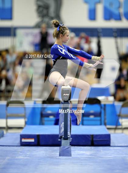 Thumbnail 2 in CHSAA 5A State Prelim photogallery.